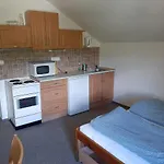 Studenov شقة روكيتنسي ناد جيزيرو